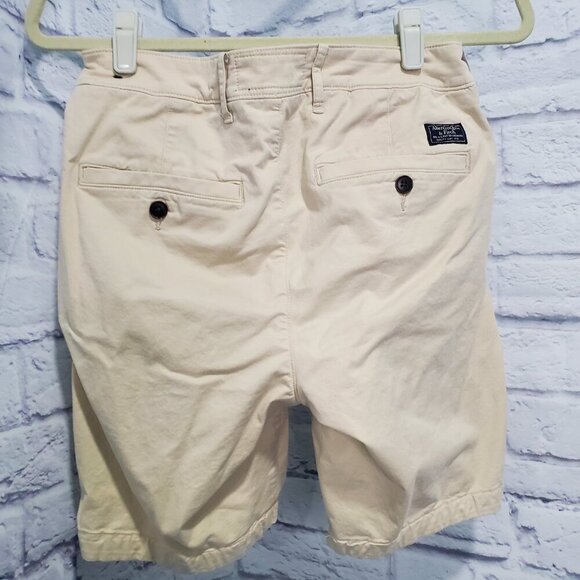Abercrombie & Fitch Men's Chino Shorts size 28, 9 inch inseam Like New Stretch - Picture 2 of 3